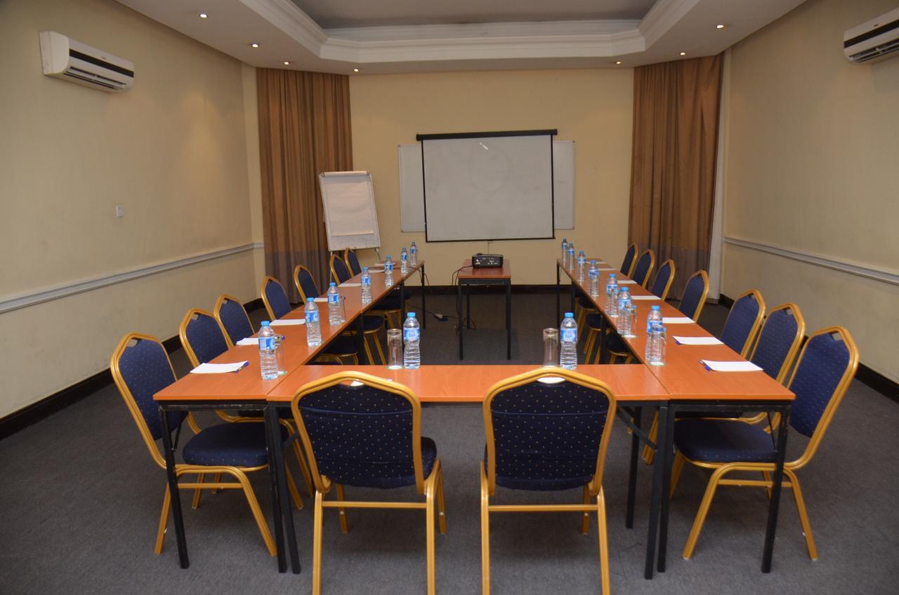 Oakwood Park Hotel Леккі Екстер'єр фото